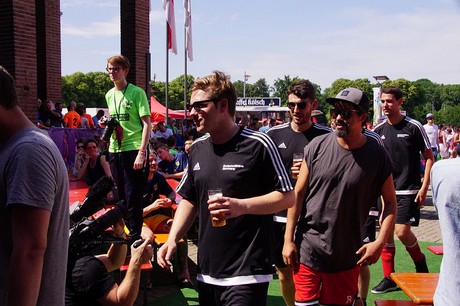 Com Together Cup
